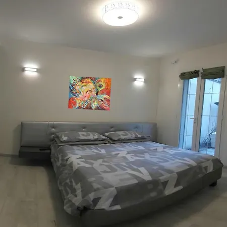 شقة Frescobaldi